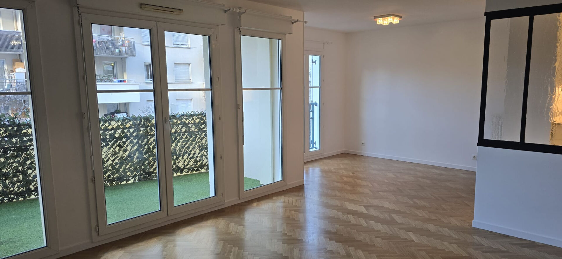 Appartement Courbevoie 4 pièce(s) 103 m2