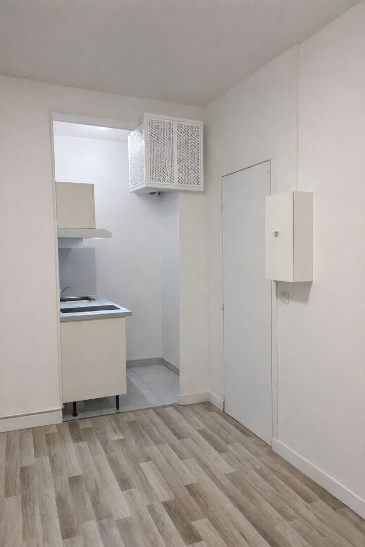 Asnières Sur Seine 1 Studio 17 m² très ensoleillé