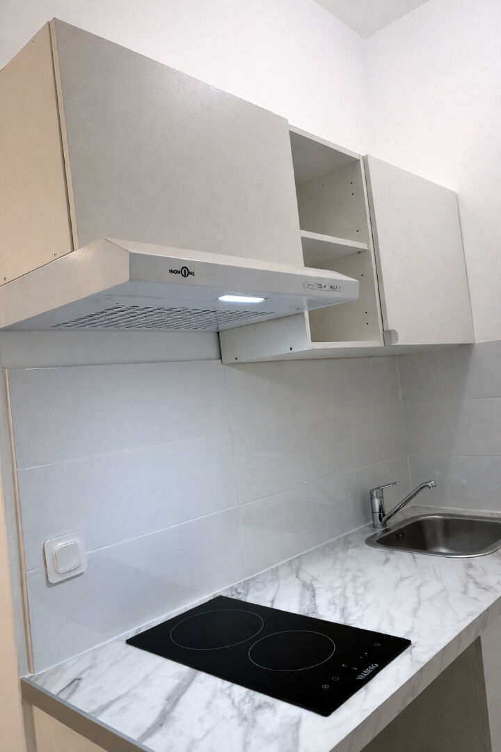 Asnières Sur Seine 1 Studio 17 m² très ensoleillé