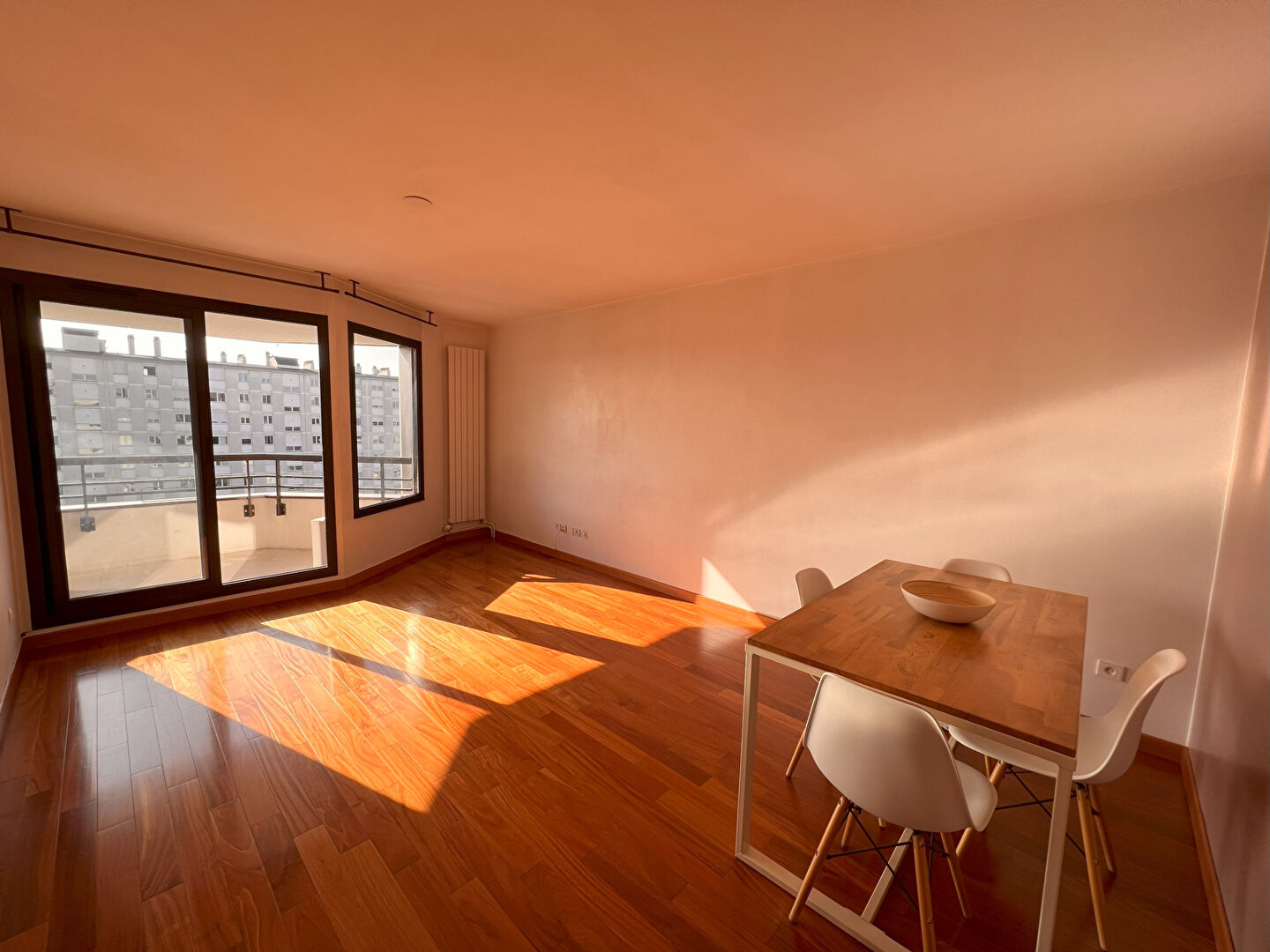 Appartement 3 pièces meublé - 64m² - 2100 CC