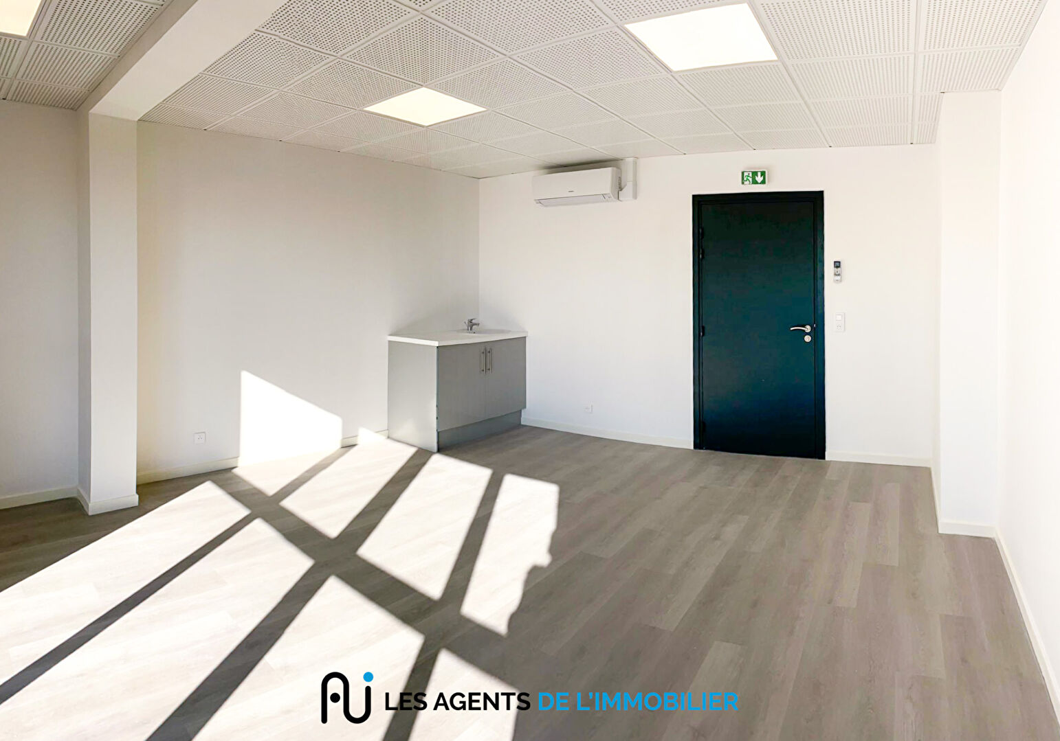 Local commercial Juziers  26.37 m2