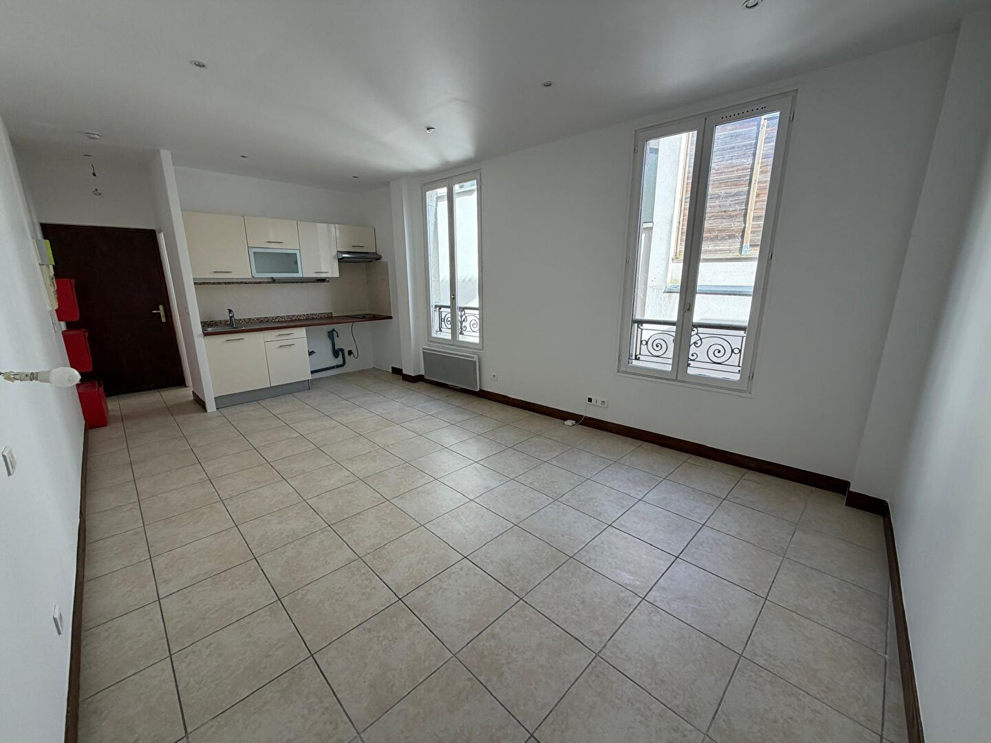 EXCLUSIVITÉ studio 28 m² NANTERRE CENTRE